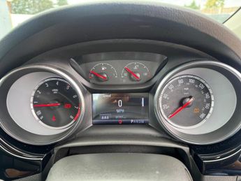 Vauxhall Astra 1.4i Turbo Elite Nav Auto Euro 6 (s/s) 5dr