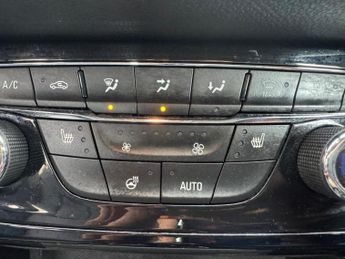 Vauxhall Astra 1.4i Turbo Elite Nav Auto Euro 6 (s/s) 5dr