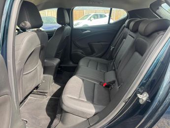 Vauxhall Astra 1.4i Turbo Elite Nav Auto Euro 6 (s/s) 5dr