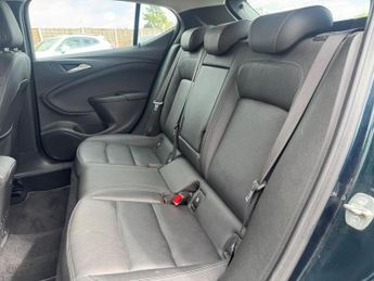 Vauxhall Astra 1.4i Turbo Elite Nav Auto Euro 6 (s/s) 5dr