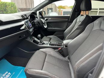 Audi Q3 1.5 TFSI CoD 35 Black Edition Sportback S Tronic Euro 6 (s/s) 5d