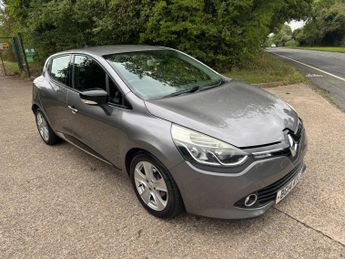 Renault Clio 1.2 16V Dynamique MediaNav Euro 5 5dr