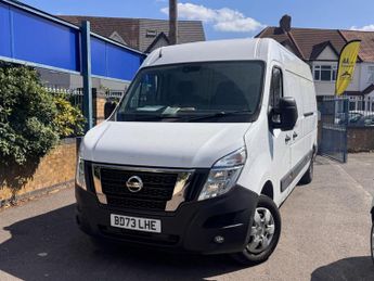 Nissan Interstar 2.3 dCi 35 Tekna FWD L3 H2 Euro 6 4dr