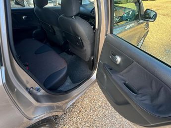 Nissan Note 1.6 16V Acenta Auto Euro 4 5dr