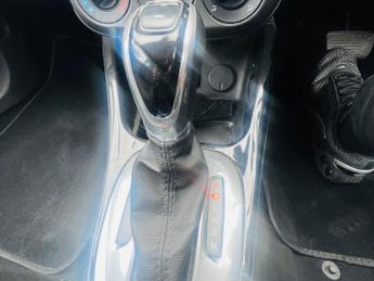 Vauxhall Corsa 1.4i SE Auto Euro 6 3dr