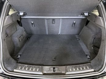 Land Rover Range Rover Evoque 2.0 D150 R-Dynamic FWD Euro 6 (s/s) 5dr