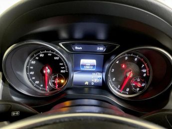 Mercedes-Benz CLA 1.6 CLA180 AMG Line Edition Coupe 7G-DCT Euro 6 (s/s) 4dr