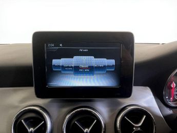 Mercedes-Benz CLA 1.6 CLA180 AMG Line Edition Coupe 7G-DCT Euro 6 (s/s) 4dr