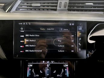 Audi e-tron 50 Technik Auto quattro 5dr 71.2kWh