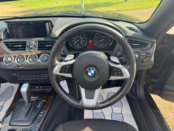 BMW Z4 2.0 20i Convertible 2dr Petrol Auto sDrive Euro 5 (184 ps)