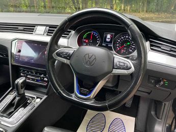 Volkswagen Passat 1.4 TSI 13kWh GTE DSG Euro 6 (s/s) 4dr