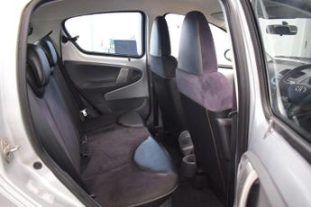 Toyota AYGO 1.0 VVT-i Platinum MultiMode Euro 4 5dr (AC)