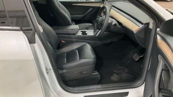 Tesla Model Y (Dual Motor) Long Range Auto 4WDE 5dr