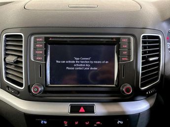 Volkswagen Sharan 1.4 TSI SE Nav DSG Euro 6 (s/s) 5dr