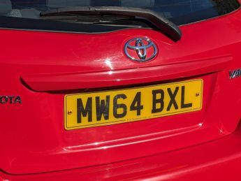Toyota Yaris 1.33 Dual VVT-i Icon Multidrive S Euro 5 5dr Euro 5