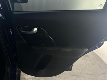 Kia Niro 1.6 GDi 3 DCT Euro 6 (s/s) 5dr