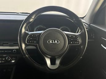 Kia Niro 1.6 GDi 3 DCT Euro 6 (s/s) 5dr