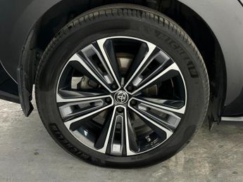 Toyota bZ4X 71.4kWh Vision Auto AWD 5dr (11kW OBC)