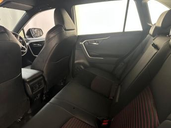 Toyota RAV4 2.5 VVT 18.1kWh Dynamic CVT 4WD Euro 6 (s/s) 5dr