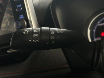 Toyota RAV4 2.5 VVT 18.1kWh Dynamic CVT 4WD Euro 6 (s/s) 5dr