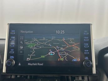 Toyota RAV4 2.5 VVT 18.1kWh Dynamic CVT 4WD Euro 6 (s/s) 5dr