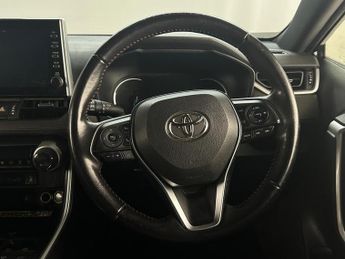 Toyota RAV4 2.5 VVT 18.1kWh Dynamic CVT 4WD Euro 6 (s/s) 5dr