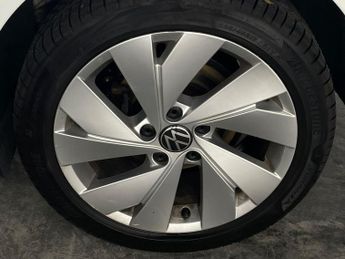 Volkswagen Golf 2.0 TDI Style DSG Euro 6 (s/s) 5dr
