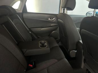 Hyundai KONA 64kWh Premium Auto 5dr (10.5kW Charger)