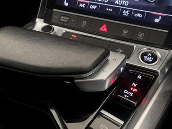 Audi e-tron 55 Technik Auto quattro 5dr 95kWh (11kW Charger)