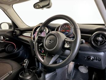 MINI Hatch 1.5 Cooper Classic Steptronic Euro 6 (s/s) 5dr