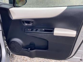 Toyota Yaris 1.33 Dual VVT-i Trend Multidrive S Euro 5 5dr