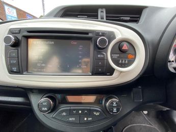 Toyota Yaris 1.33 Dual VVT-i Trend Multidrive S Euro 5 5dr