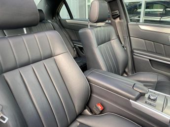 Mercedes-Benz E Class 3.0 E350 V6 BlueTEC AMG Night Edition (Premium Plus) G-Tronic+ E