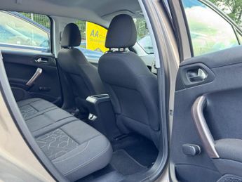 Peugeot 2008 1.2 e-VTi PureTech Active EGC Euro 6 (s/s) 5dr