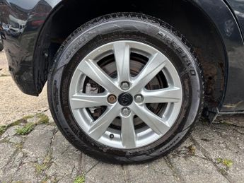 Toyota Yaris 1.5 VVT-h T4 CVT Euro 5 5dr