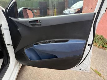Hyundai i10 1.2 SE Auto Euro 5 5dr