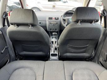 Skoda Fabia 1.4 16V Elegance 5dr