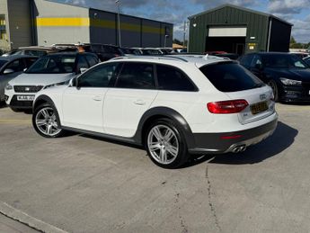 Audi A4 Allroad 2.0 TDI Sport S Tronic quattro Euro 6 (s/s) 5dr (Nav)