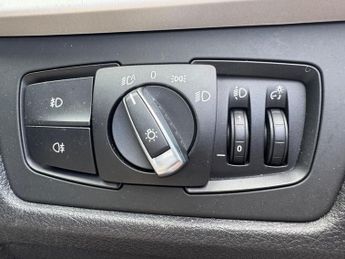 BMW 3 Series 2.0 320i SE Auto Euro 6 (s/s) 4dr