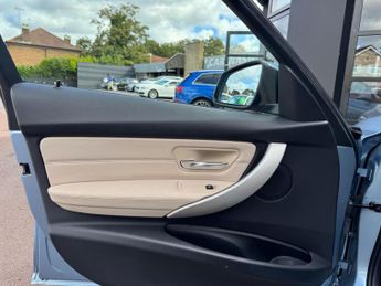 BMW 3 Series 2.0 320i SE Auto Euro 6 (s/s) 4dr