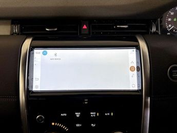 Land Rover Discovery Sport 1.5 P300e 12.2kWh R-Dynamic SE Auto 4WD Euro 6 (s/s) 5dr