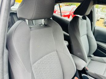 Toyota Corolla 1.8 VVT-h Icon CVT Euro 6 (s/s) 5dr