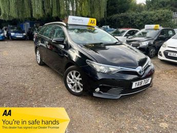 Toyota Auris 1.8 VVT-h Icon Tech Touring Sports CVT Euro 6 (s/s) 5dr