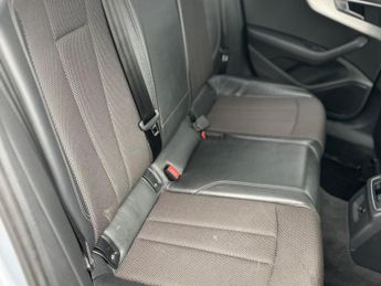 Audi A4 2.0 TDI S line S Tronic Euro 6 (s/s) 4dr