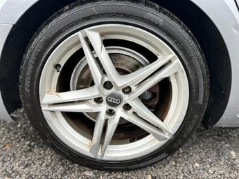 Audi A4 2.0 TDI S line S Tronic Euro 6 (s/s) 4dr