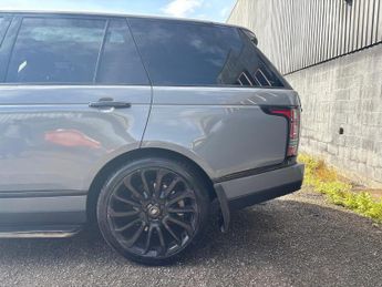 Land Rover Range Rover 3.0 TD V6 Vogue Auto 4WD Euro 6 (s/s) 5dr