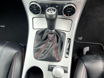 Mercedes-Benz SLK 2.1 SLK250 CDI BlueEfficiency AMG Sport G-Tronic+ Euro 5 (s/s) 2