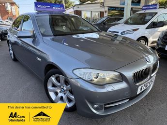 BMW 525 3.0 525d SE Touring Steptronic Euro 5 5dr