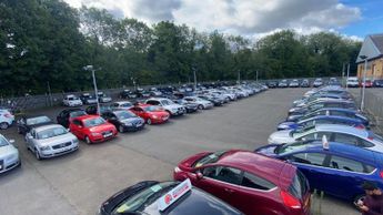 Nissan Qashqai 1.6 dCi N-Connecta XTRON 2WD Euro 6 (s/s) 5dr