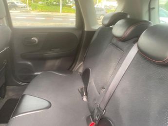 Nissan Note 1.6 16V Tekna Auto Euro 4 5dr